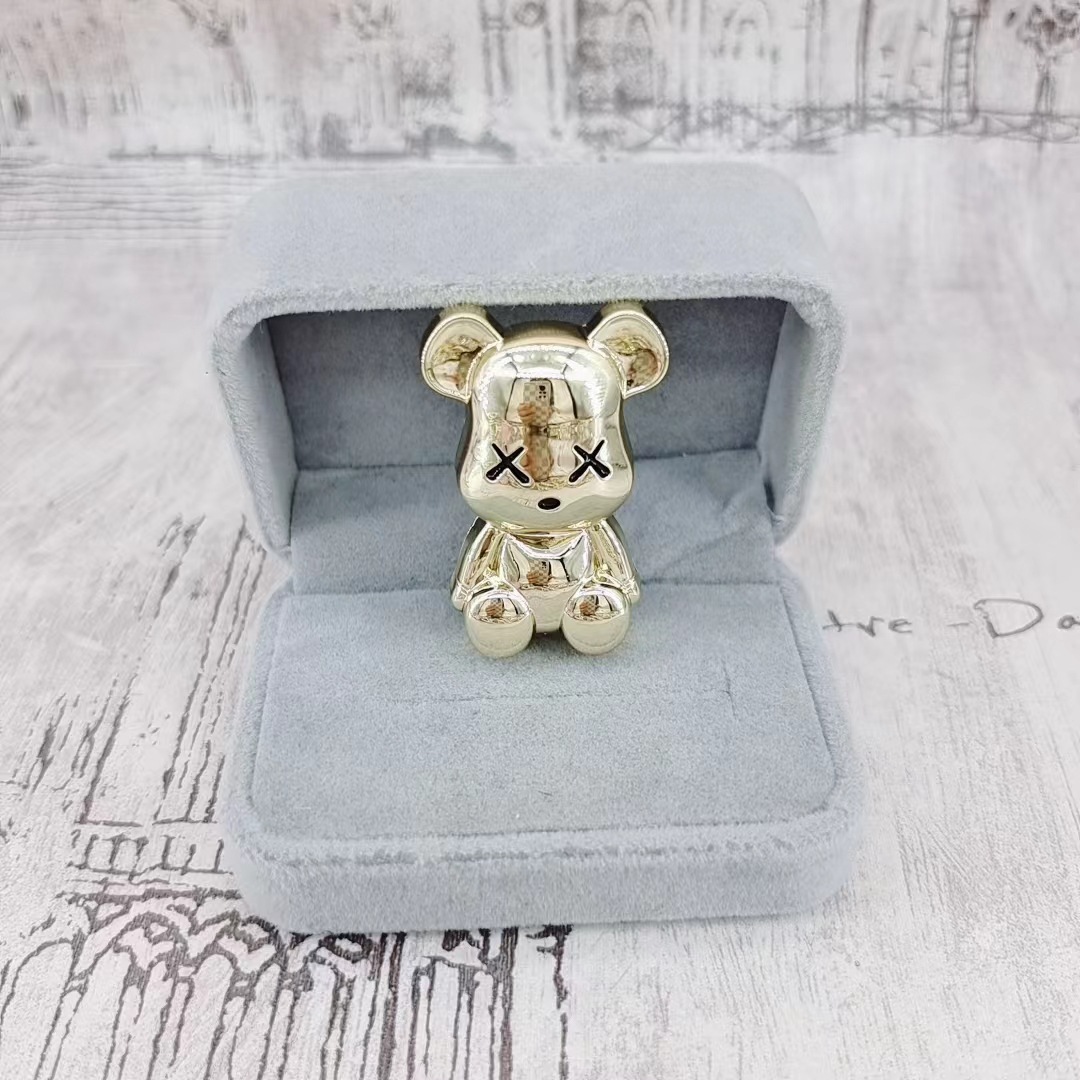 Cài áo BearBrick